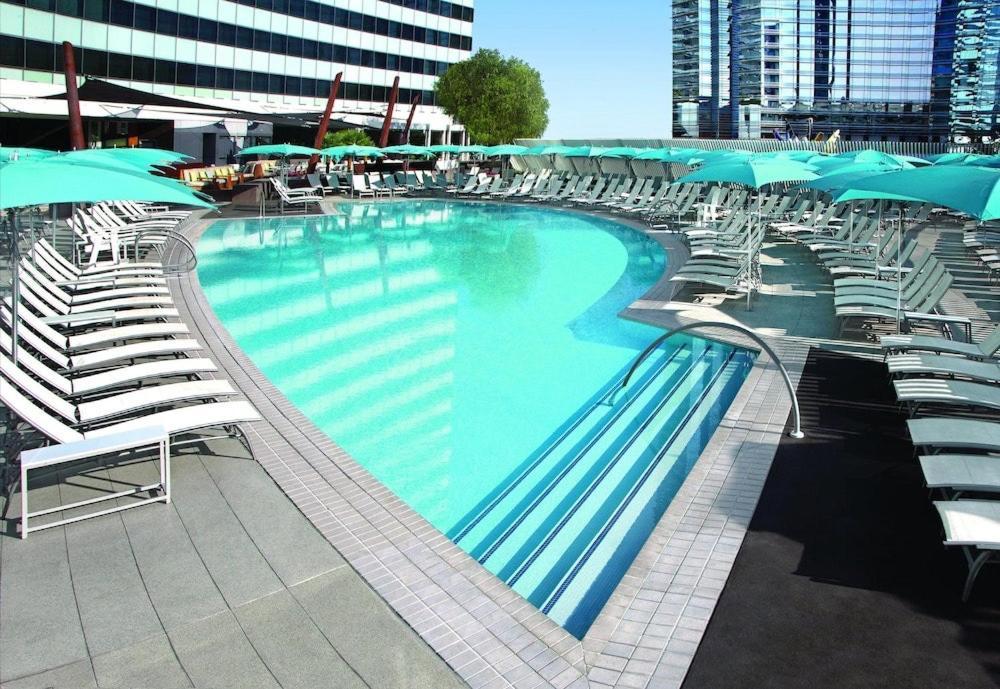 Vdara Hotel & Spa At Aria Las Vegas By Suiteness Exterior photo